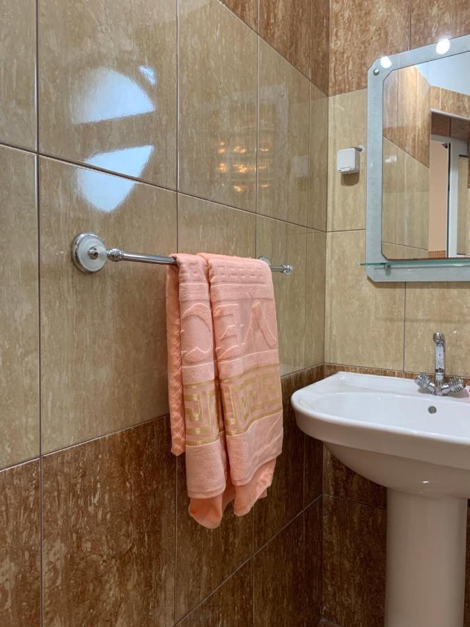 Guest House Nuhii أولتْسي المظهر الخارجي الصورة