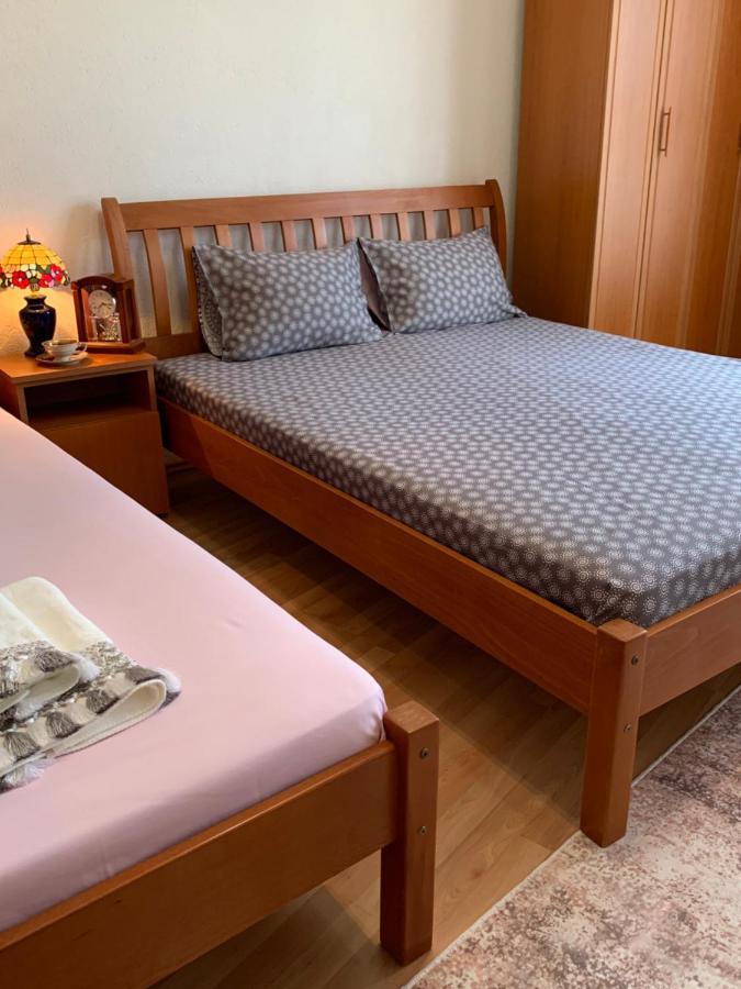 Guest House Nuhii أولتْسي المظهر الخارجي الصورة