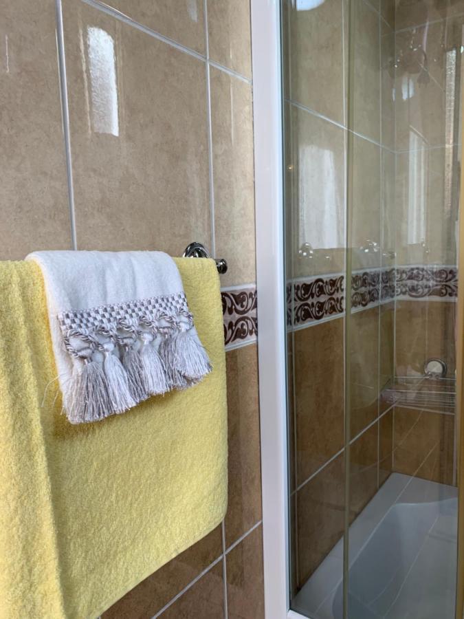 Guest House Nuhii أولتْسي المظهر الخارجي الصورة