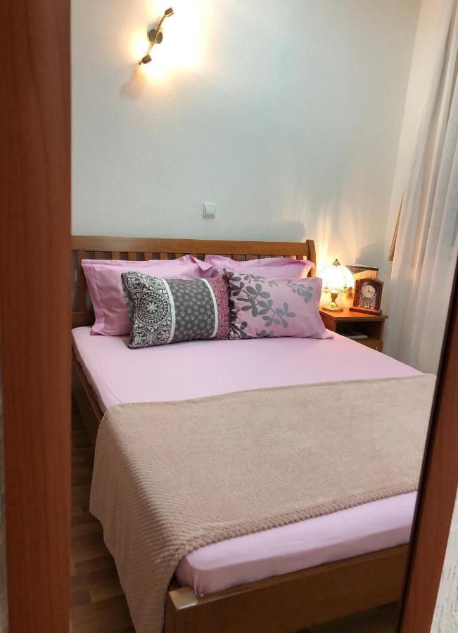 Guest House Nuhii أولتْسي المظهر الخارجي الصورة