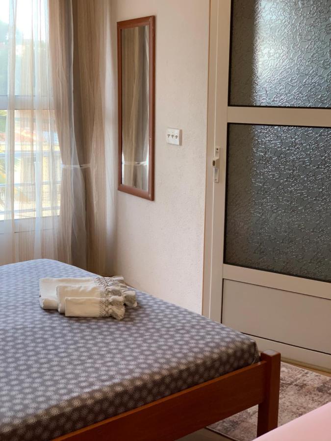 Guest House Nuhii أولتْسي المظهر الخارجي الصورة